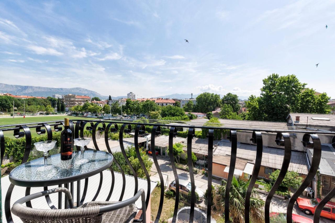 Apartment Mario Split Bagian luar foto